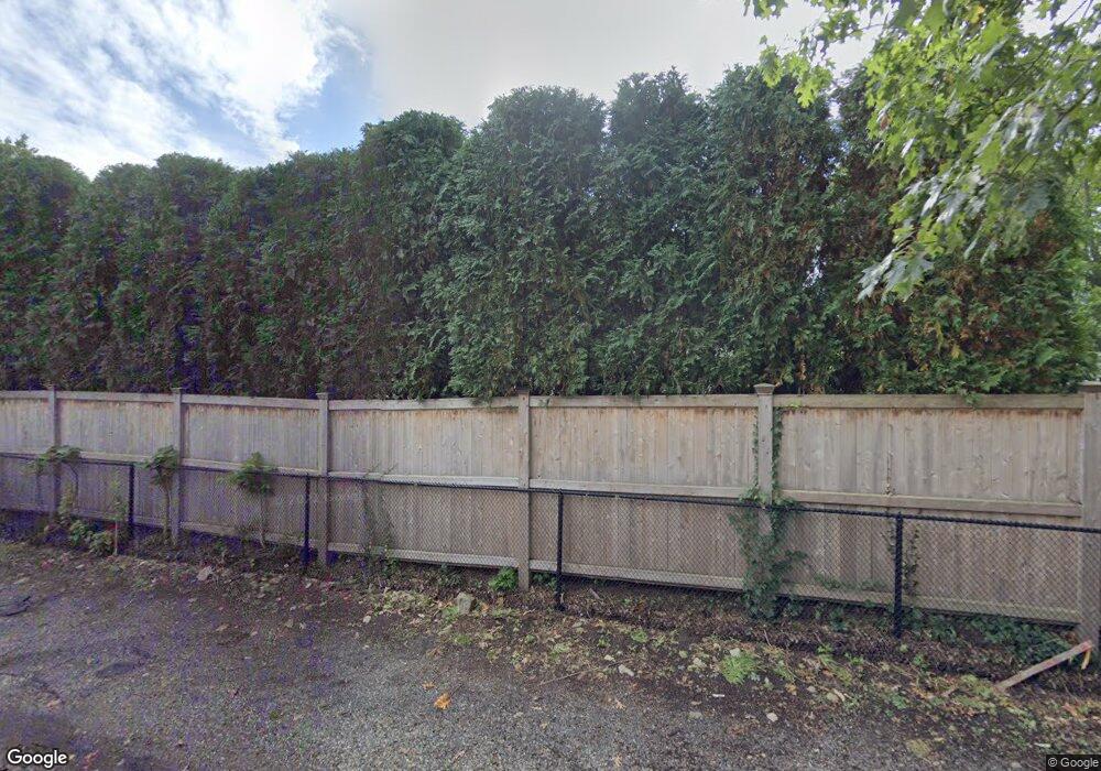 36 Lakewood Cir N, Greenwich, CT 06830 - photo 1