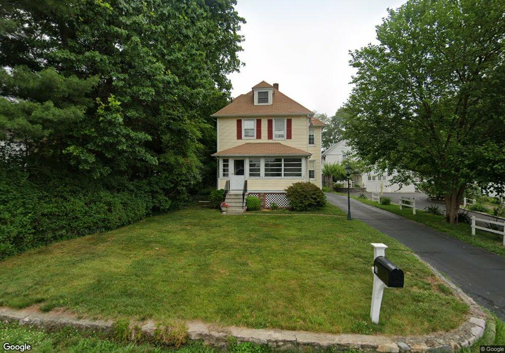 10 Chestnut St, Darien, CT 06820 - photo 1