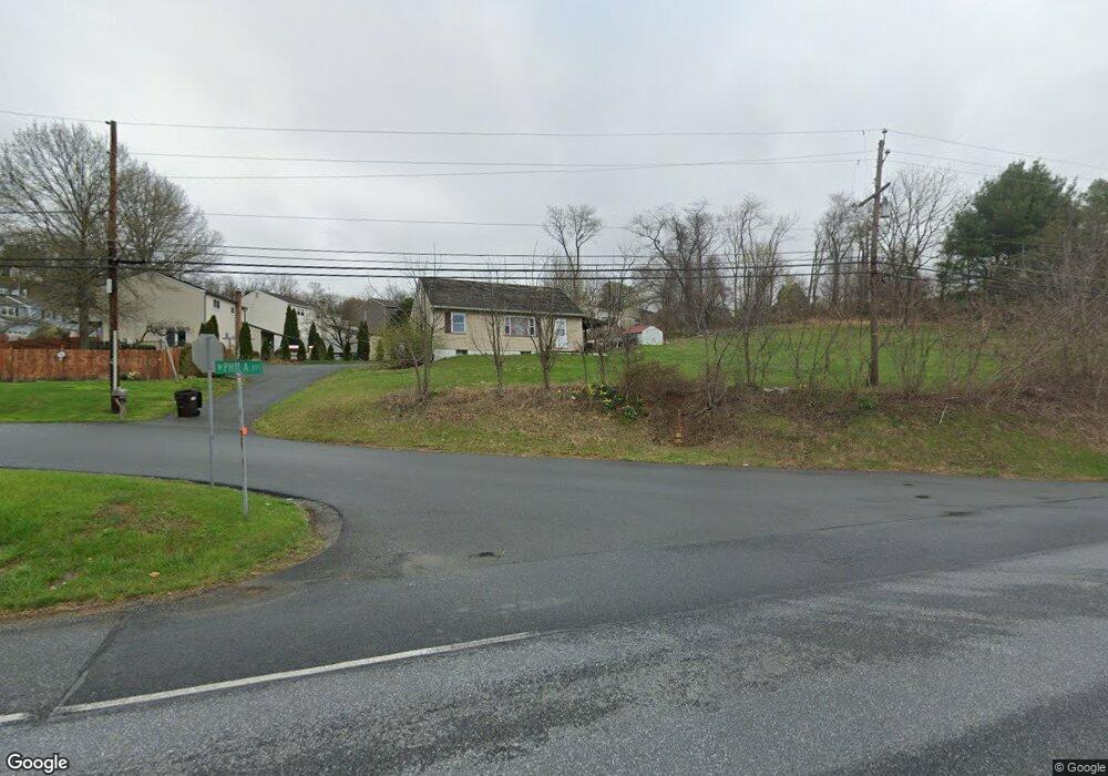 446 N Ironstone Dr, Boyertown, PA 19512 - photo 1