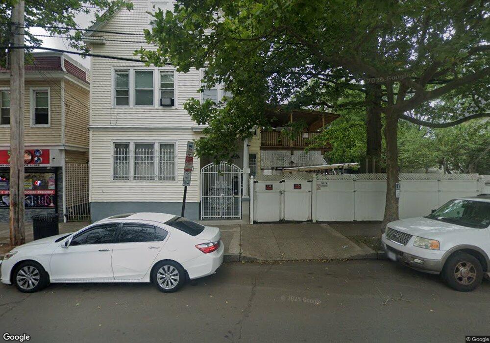 589 Washington Ave unit 3, New Haven, CT 06519 - photo 1