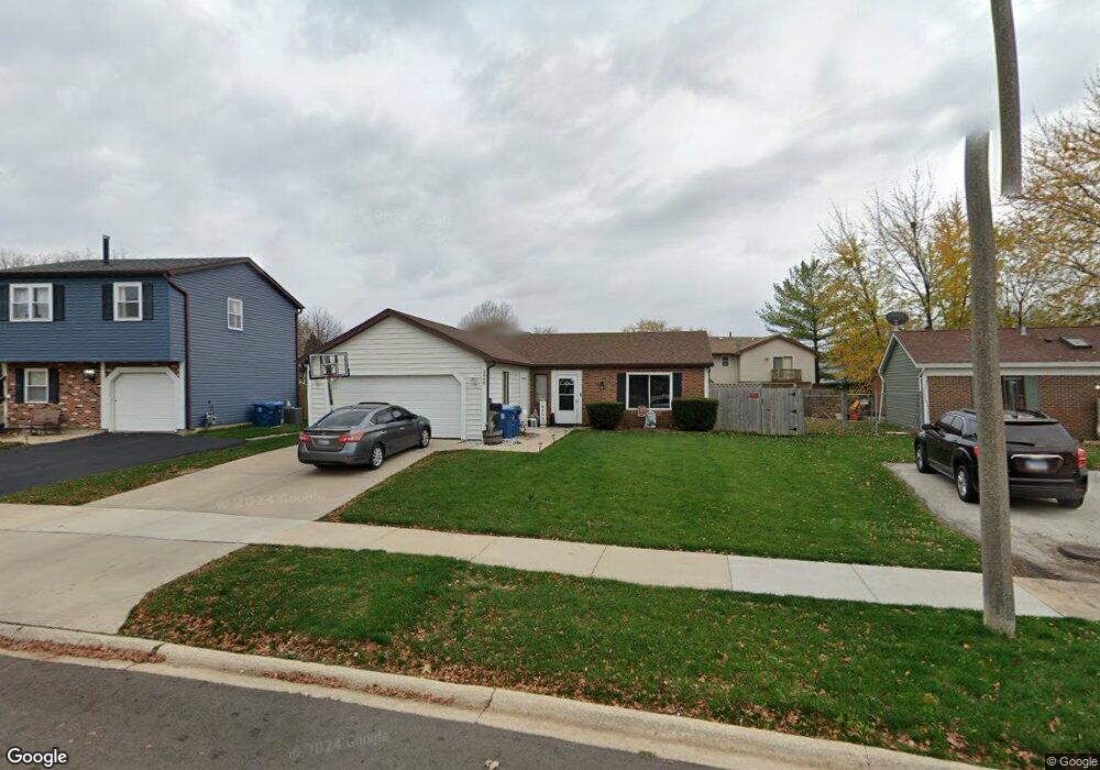 1960 Birch Ln, Aurora, IL 60506 - photo 1