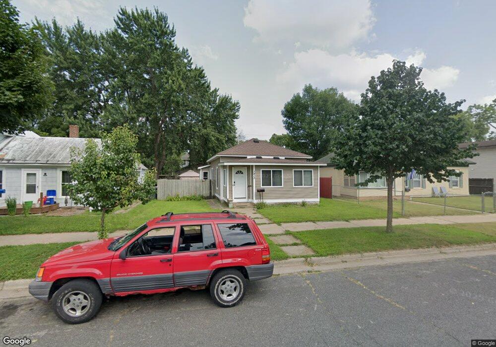 1413 8th St S, La Crosse, WI 54601 - photo 1