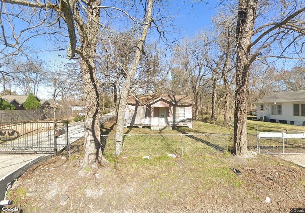1919 Charles Rd, Houston, TX 77093 - photo 1