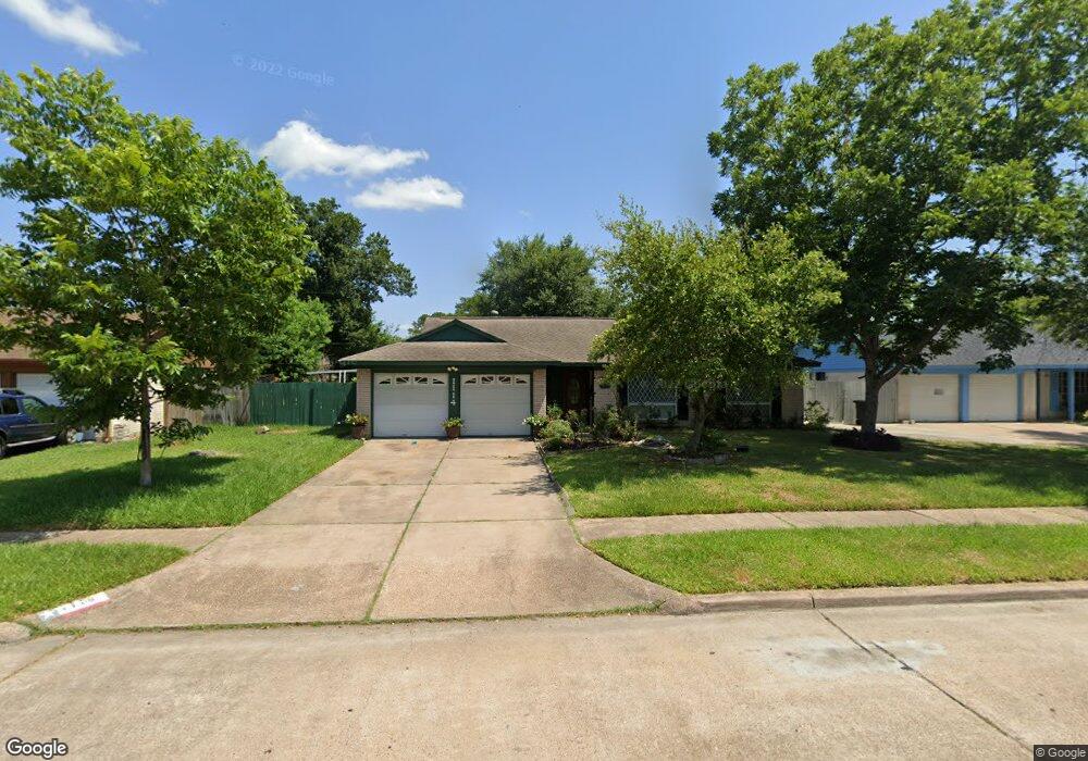 1114 Hidden Valley Dr, Houston, TX 77088 - photo 1