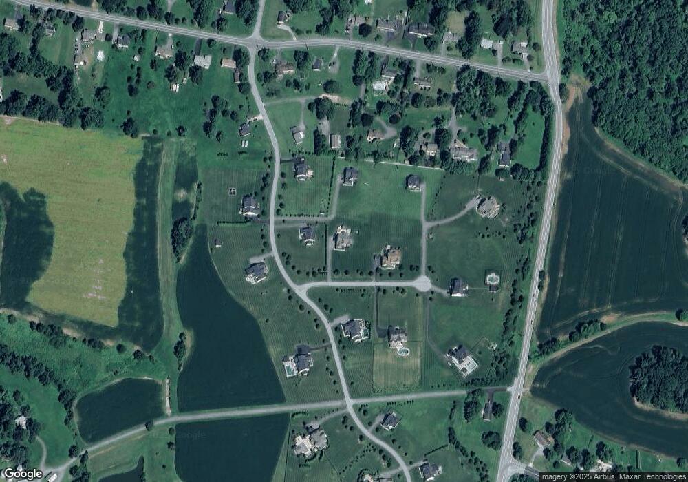 718 Chimney Rock Ct, Sykesville, MD 21784 - photo 1