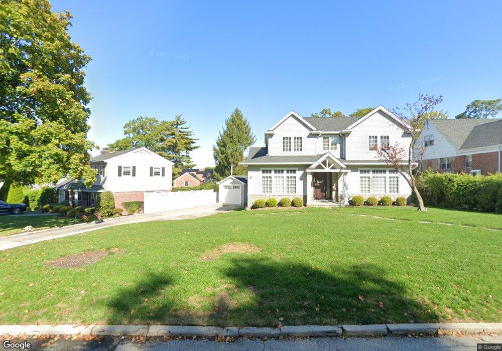 5341 Concord St, Flushing, NY 11362 - photo 1