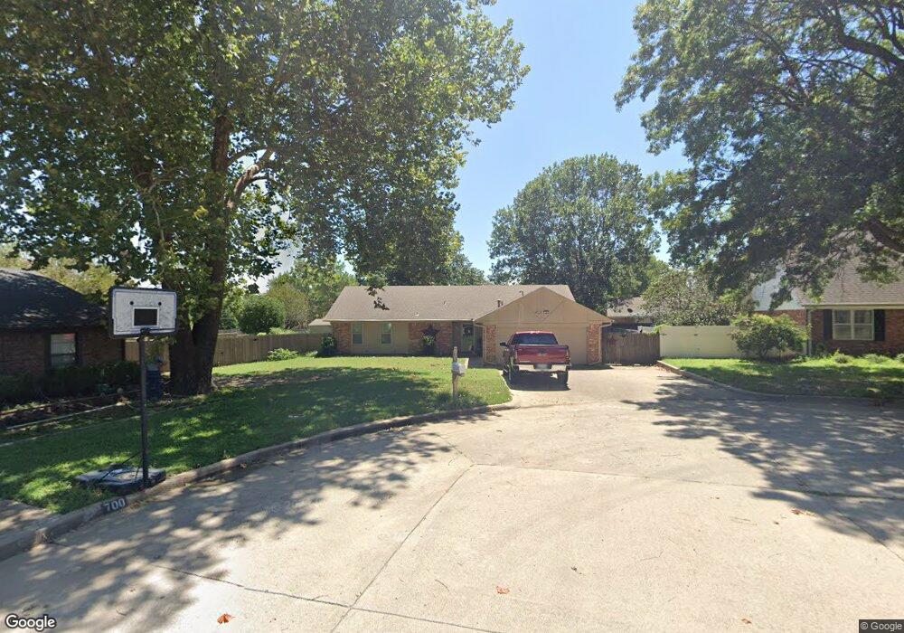 703 W Roanoke Place, Broken Arrow, OK 74011 - photo 1