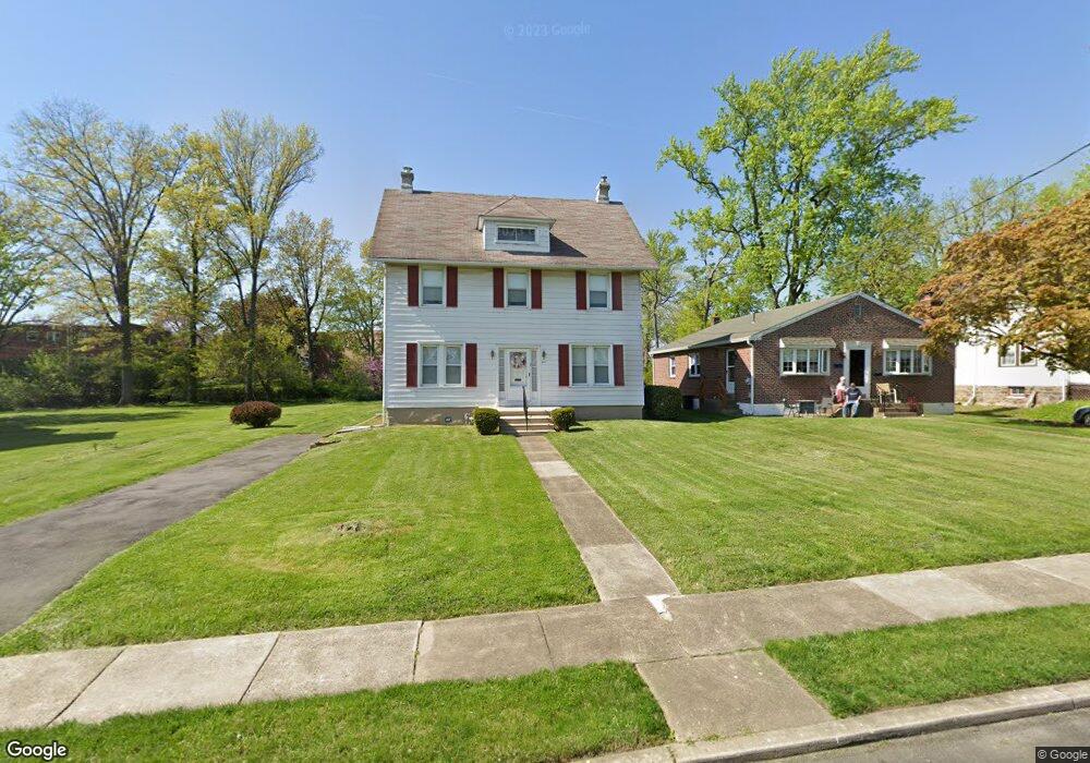 627 Maple Ave, Aldan, PA 19018 - photo 1