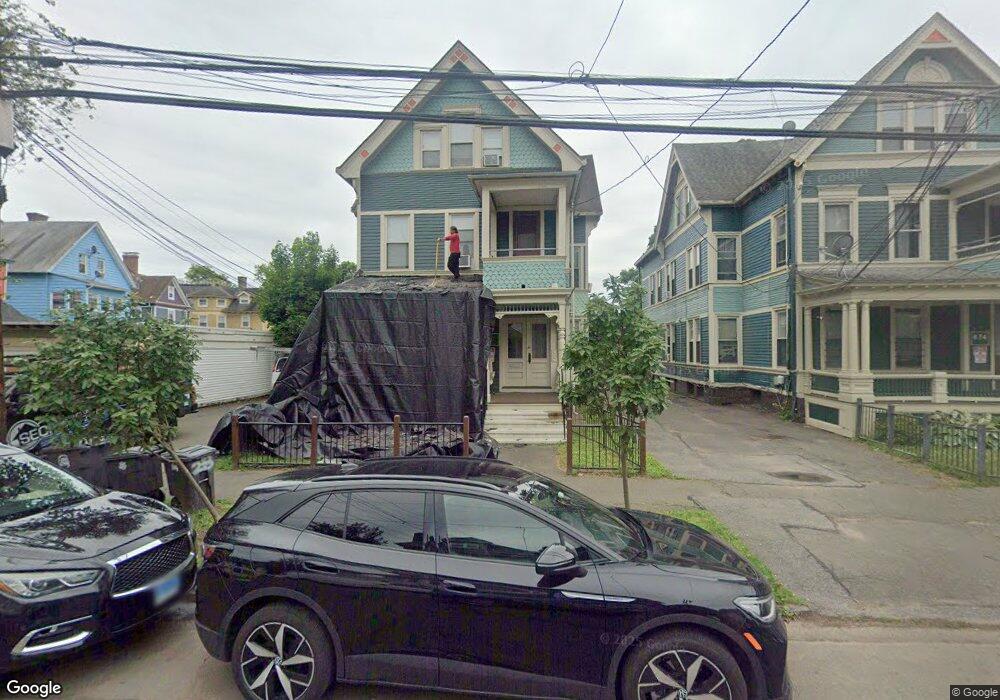 672 Elm St unit 1, New Haven, CT 06511 - photo 1