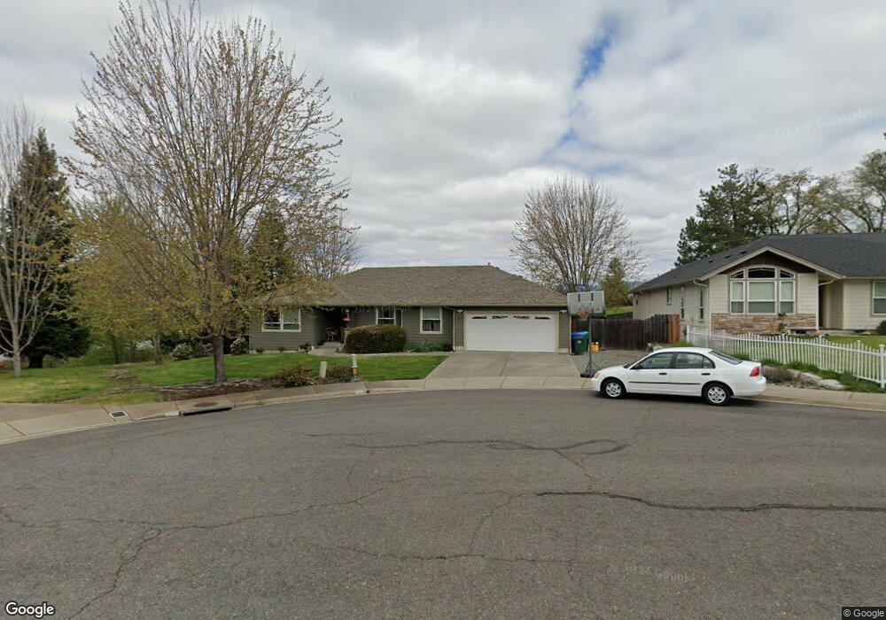 212 Kroner Dr, Grants Pass, OR 97527 - photo 1