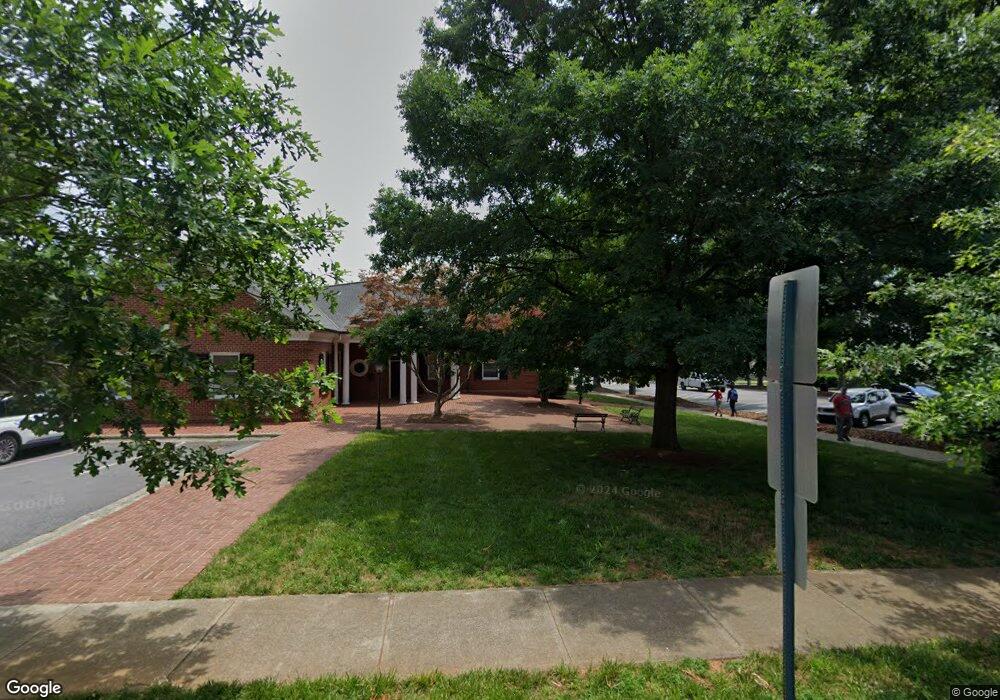 58 N Mulberry St, Statesville, NC 28677 - photo 1