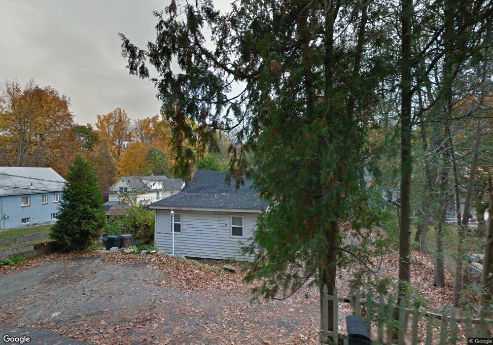 35 Newfane Rd, New Fairfield, CT 06812 - photo 1