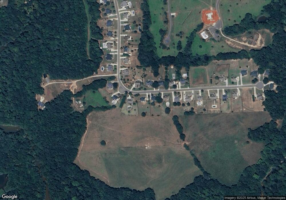 534 Durham Dr, Hoschton, GA 30548 - photo 1