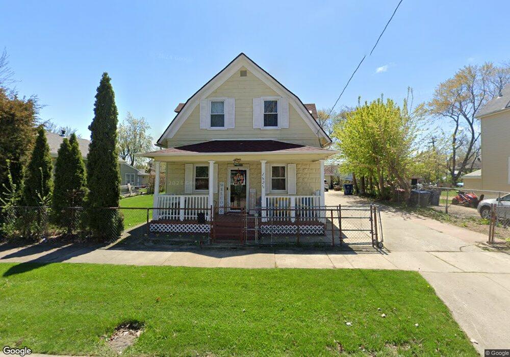 1521 Lucia Ave, Waukegan, IL 60085 - photo 1