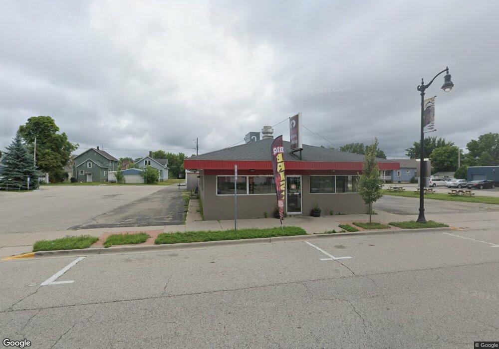 625 10th Ave, Menominee, MI 49858 - photo 1