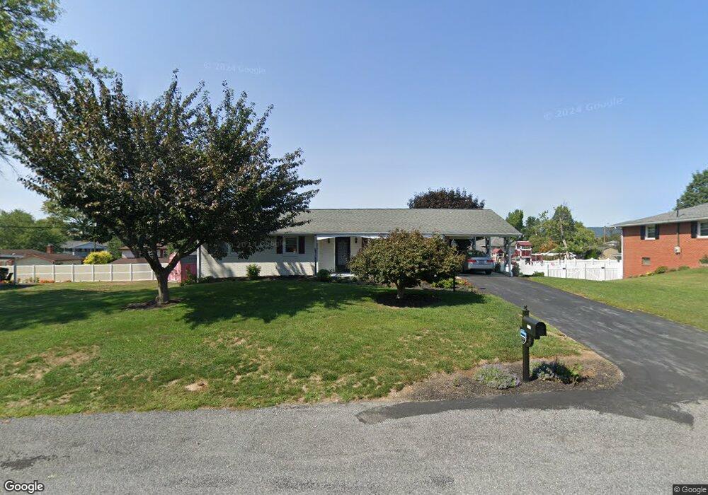 13465 Meadowview Ave, Waynesboro, PA 17268 - photo 1