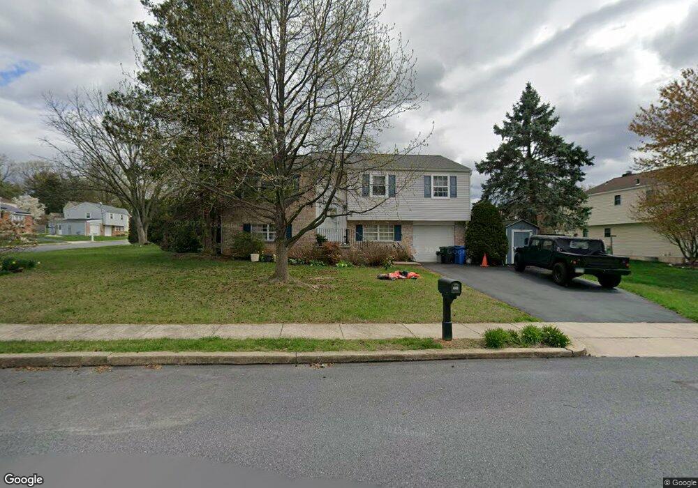 1014 Tuckerton Rd, Reading, PA 19605 - photo 1