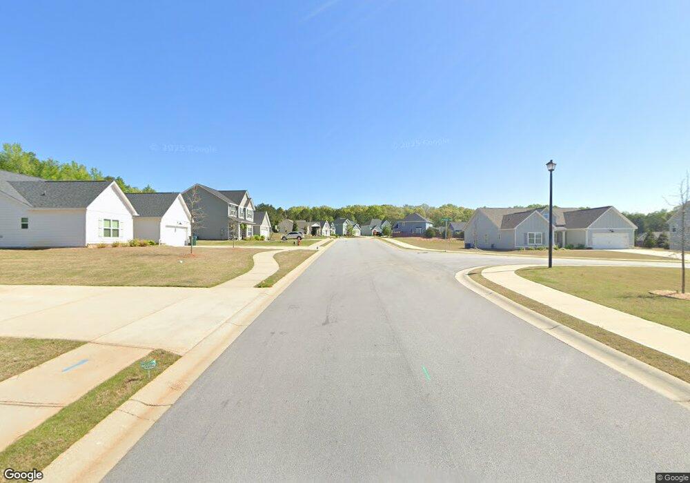 176 Springwood Dr, Carrollton, GA 30117 - photo 1