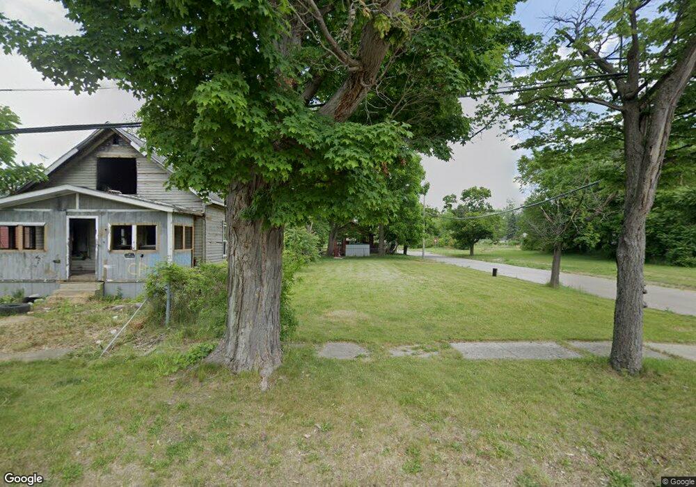 1414 Colorado Ave, Flint, MI 48506 - photo 1