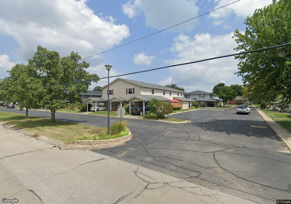 2730 Prosperity Dr, Columbus, IN 47201 - photo 1