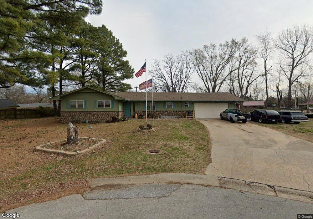 229 Rodric Dr, Siloam Springs, AR 72761 - photo 1