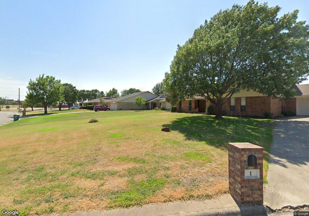 3 Quail Run St, Gainesville, TX 76240 - photo 1