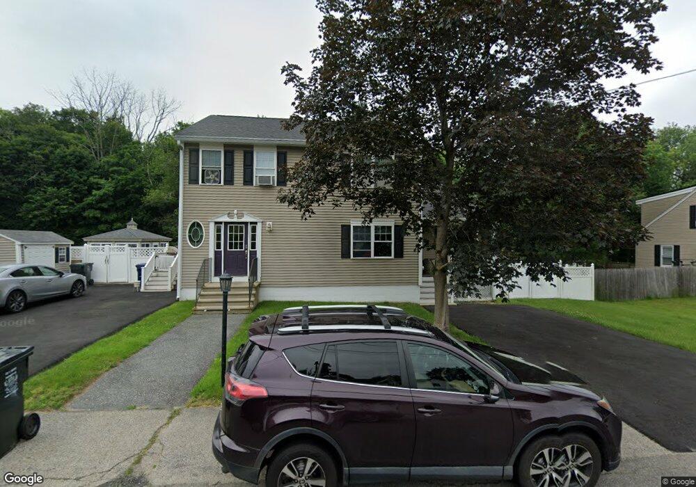 41 Robert St, Dracut, MA 01826 - photo 1