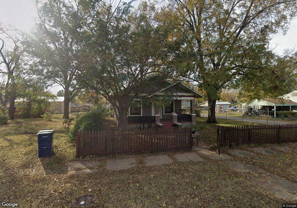 212 W Navajo Ave, Cleveland, OK 74020 - photo 1