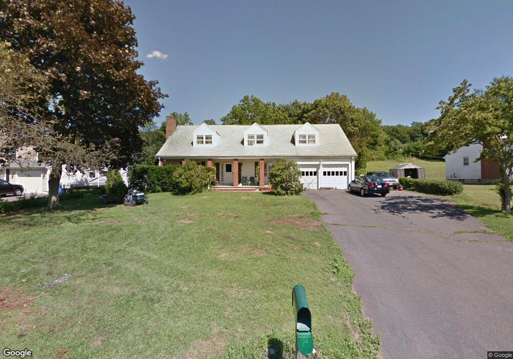 1170 Chamberlain Hill Rd, Middletown, CT 06457 - photo 1