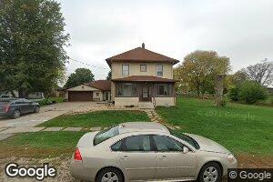 433 N 6th St, Sheffield, IA 50475