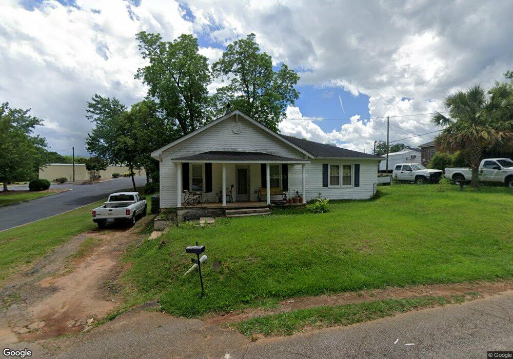 104 E Ervin St, Walhalla, SC 29691 - photo 1