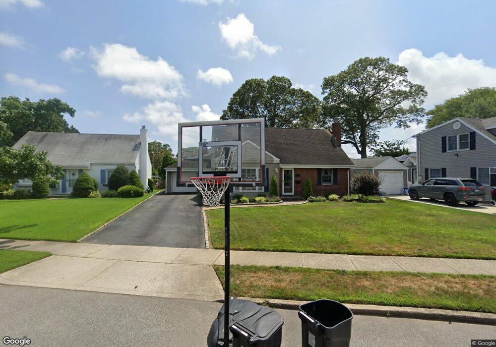 9 Briar Rd, Merrick, NY 11566 - photo 1