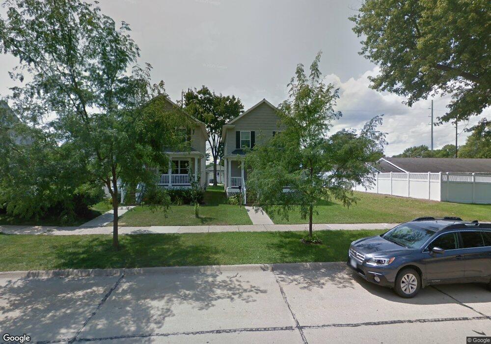 1019 8th St SE, Cedar Rapids, IA 52401 - photo 1