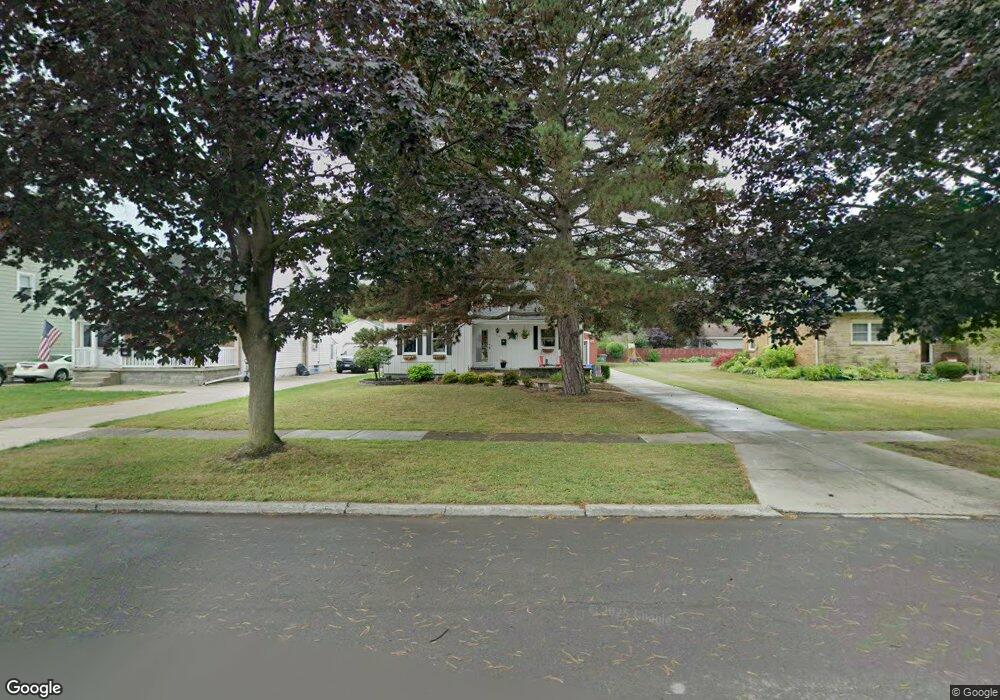 714 Niagara Pkwy, North Tonawanda, NY 14120 - photo 1