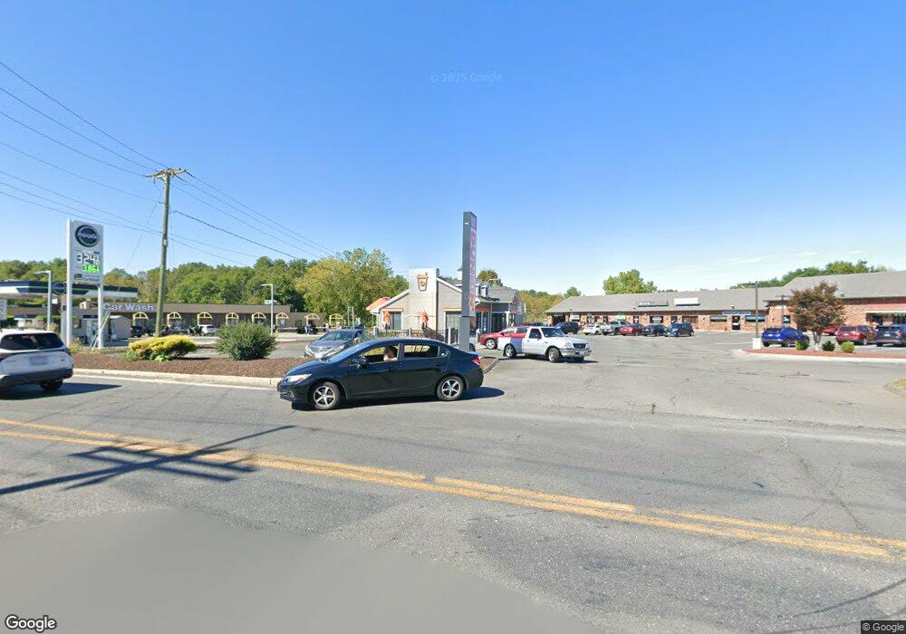 126 Northampton St unit C, Easthampton, MA 01027 - photo 1