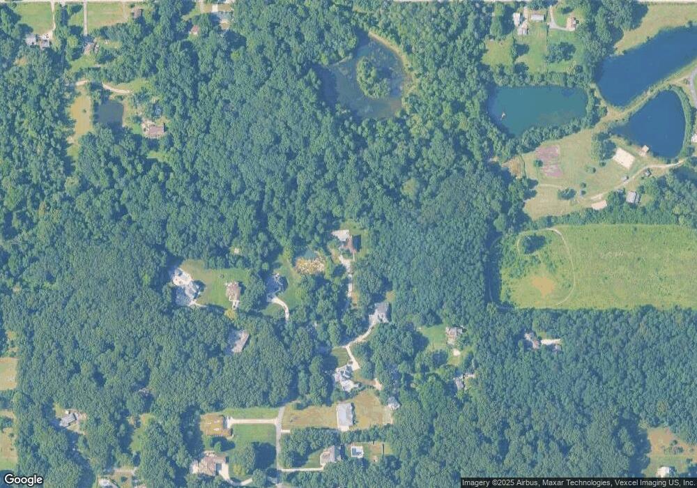 4735 N Maplewood Dr, Laporte, IN 46350 - photo 1