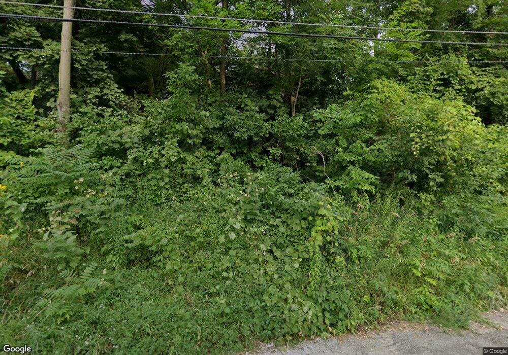 1714 10th St NW, Cedar Rapids, IA 52405 - photo 1