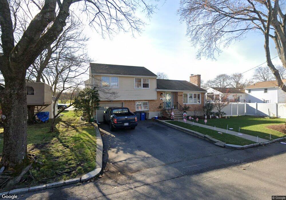 9 Keats Rd, Arlington, MA 02476 - photo 1