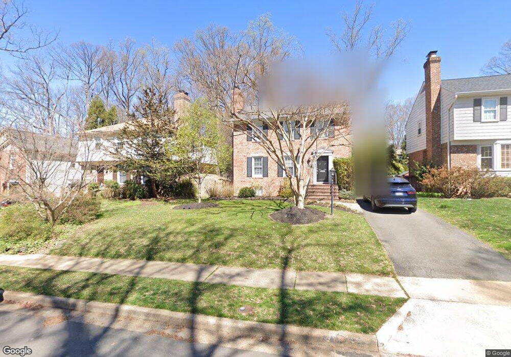 6768 Baron Rd, McLean, VA 22101 - photo 1