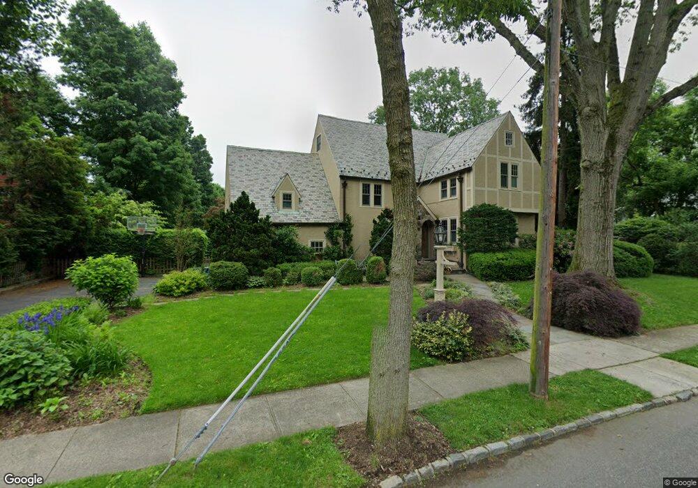 75 Reid Ave, Port Washington, NY 11050 - photo 1