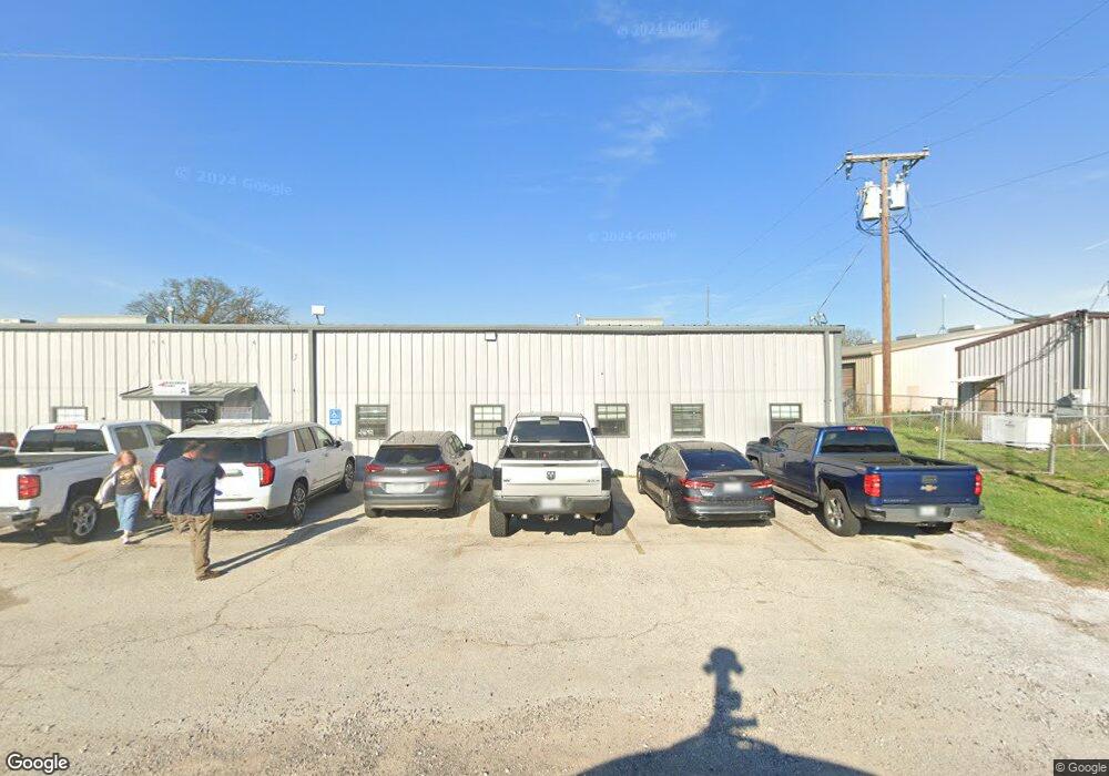 1826 Barnett Dr, Weatherford, TX 76087 - photo 1