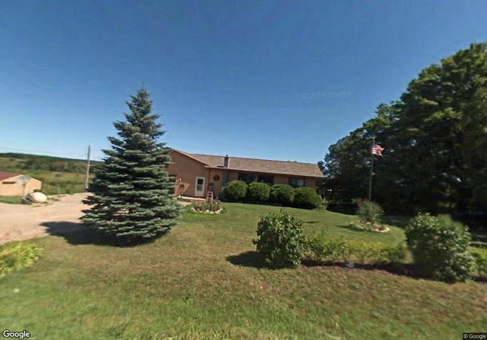9502 Burgess Rd, Charlevoix, MI 49720 - photo 1