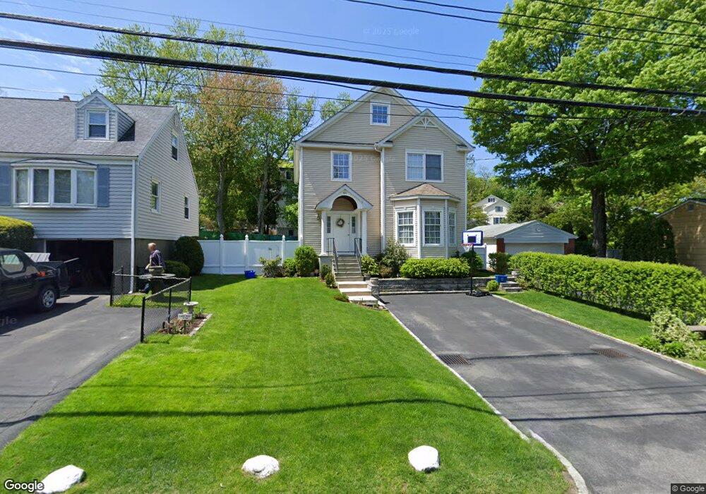 44 Ogden Ave, Dobbs Ferry, NY 10522 - photo 1