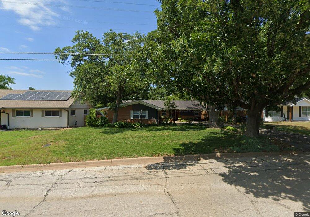 1811 W Hull St, Denison, TX 75020 - photo 1