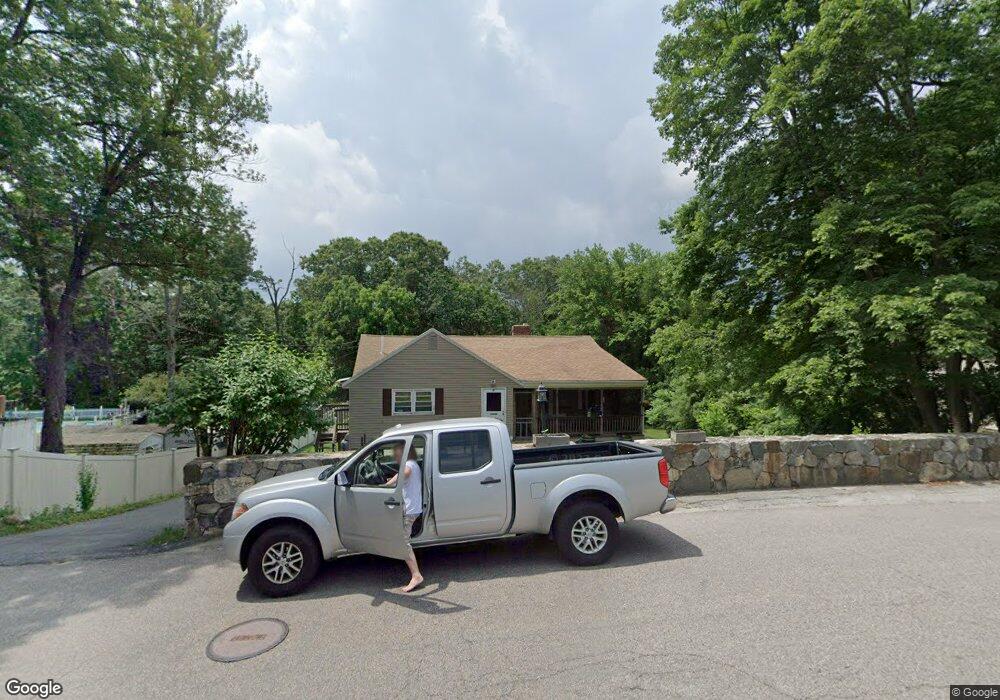 19 Blackstone St, Sutton, MA 01590 - photo 1