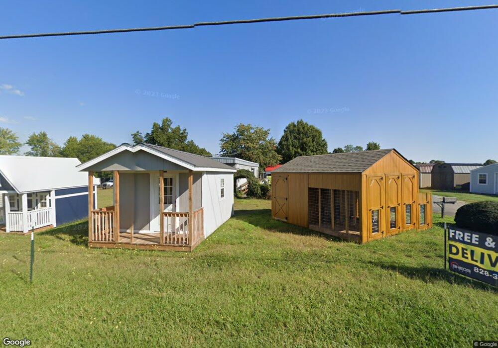 3745 Springs Rd NE, Hickory, NC 28601 - photo 1