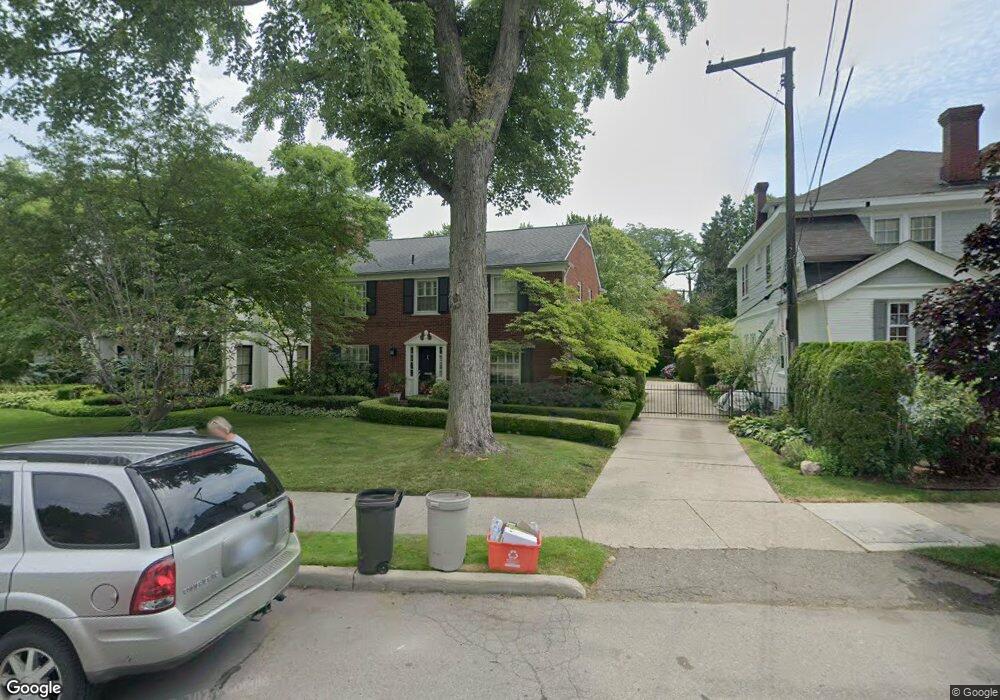 306 Grosse Pointe Blvd, Grosse Pointe Farms, MI 48236 - photo 1