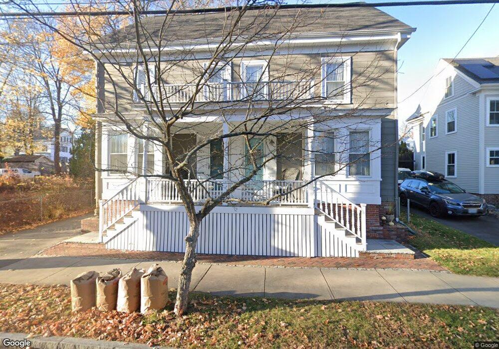 329 Lincoln Ave, Portsmouth, NH 03801 - photo 1