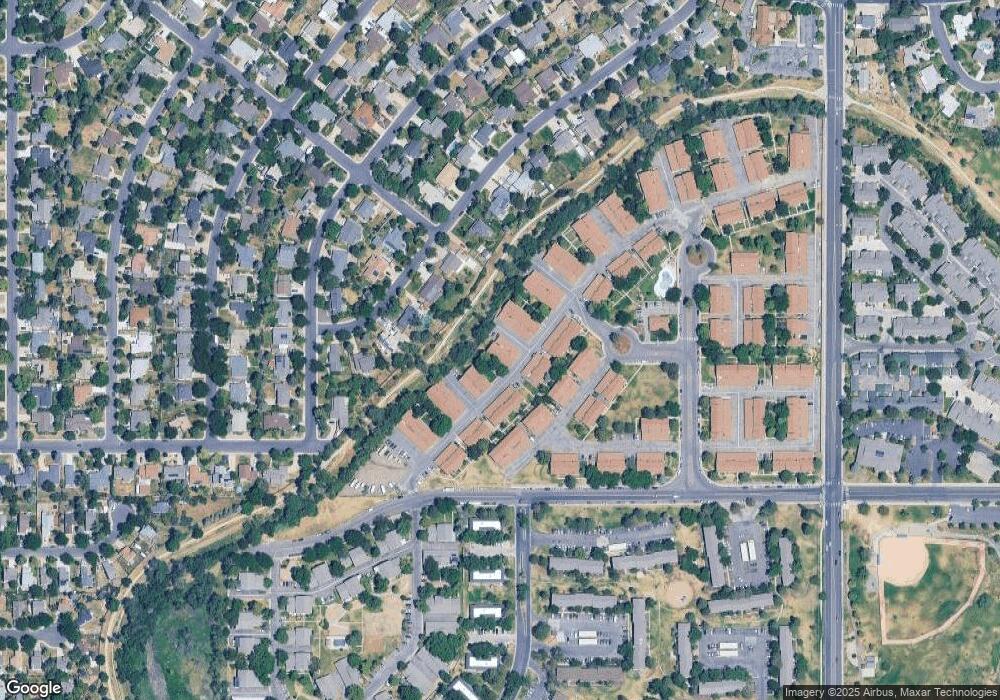 11807 E Canal Dr, Aurora, CO 80011 - photo 1