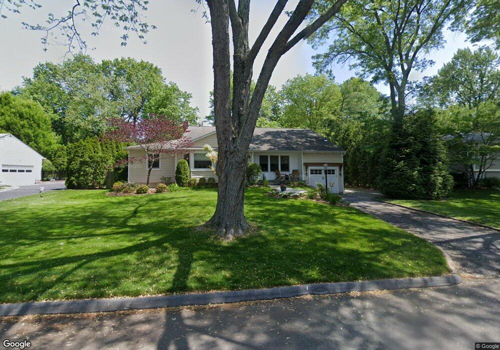 19 Sleepy Hollow Rd, Rye Brook, NY 10573 - photo 1